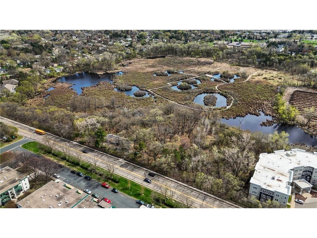 556 County Road C, Roseville, MN 55113 — exterior