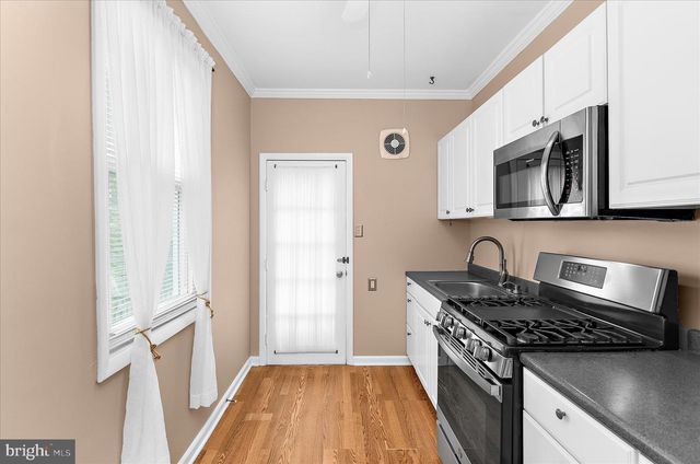 40 HAMPTON, Linthicum Heights, MD 21090