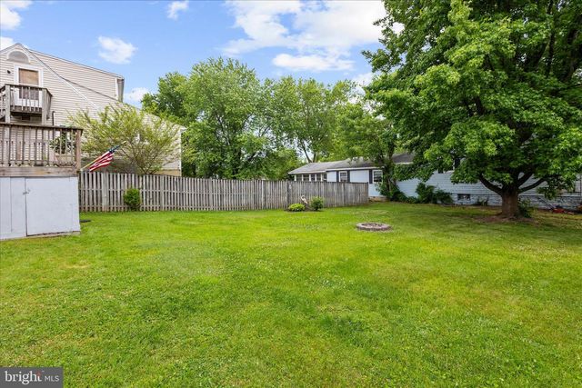 40 HAMPTON, Linthicum Heights, MD 21090