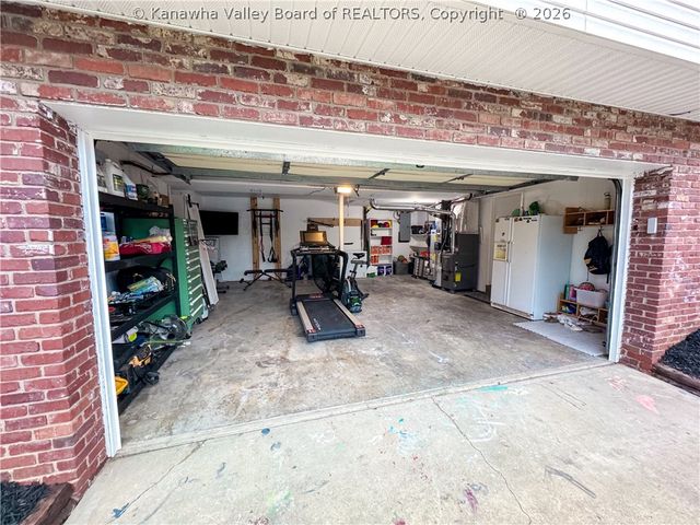 1405 Sheffield Court, Charleston, WV 25314