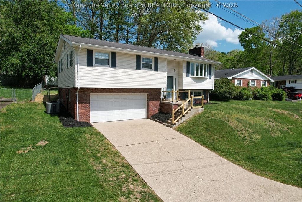 1405 Sheffield Court, Charleston, WV 25314