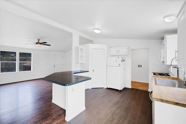 13918 Mcmenamin Way, Oregon House, CA 95962