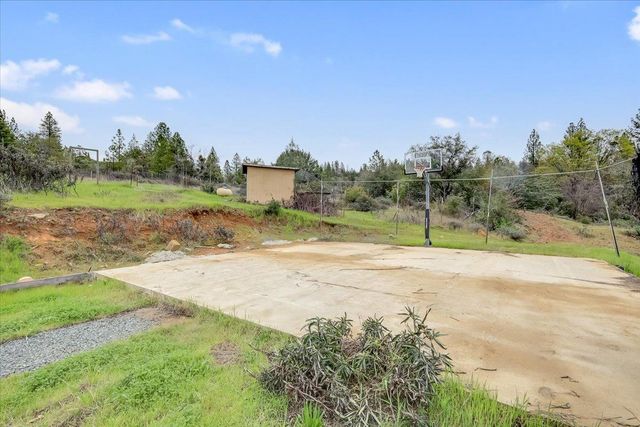 13918 Mcmenamin Way, Oregon House, CA 95962
