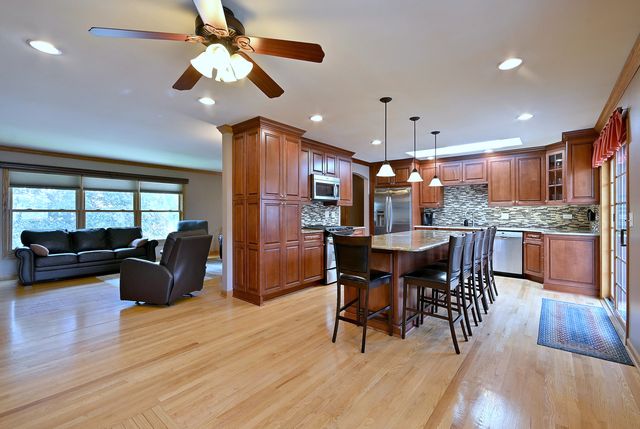 8800 Richard Street, River Grove, IL 60171