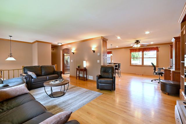 8800 Richard Street, River Grove, IL 60171