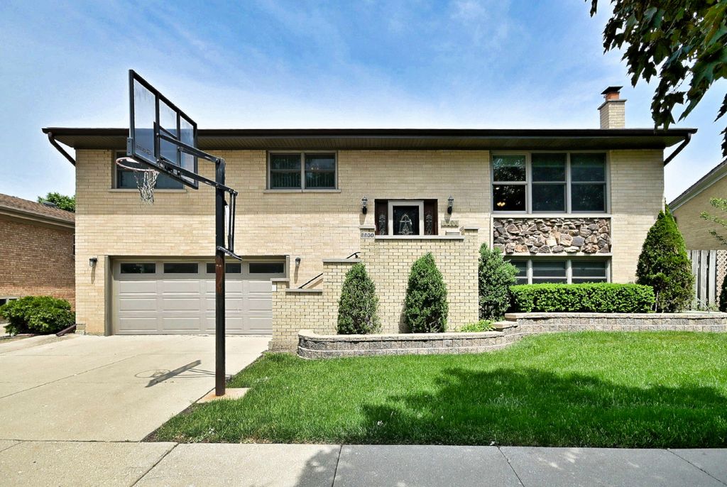 8800 Richard Street, River Grove, IL 60171