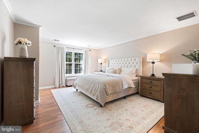 8 SCARLET OAK DR, Princeton, NJ 08540
