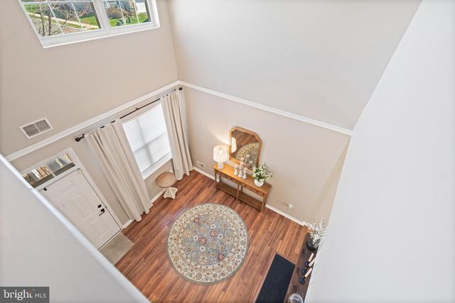 8 SCARLET OAK DR, Princeton, NJ 08540