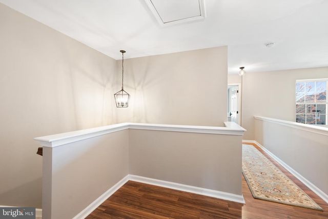 8 SCARLET OAK DR, Princeton, NJ 08540