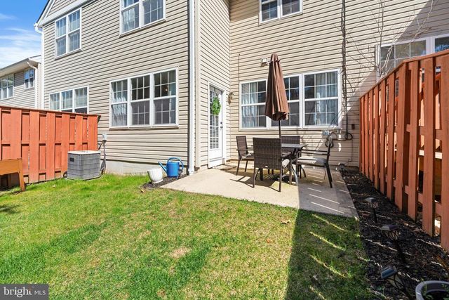 8 SCARLET OAK DR, Princeton, NJ 08540