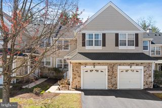 8 SCARLET OAK DR, Princeton, NJ 08540