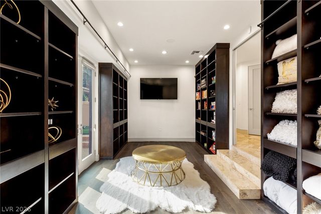 5078 Spanish Hills Drive, Las Vegas, NV 89148