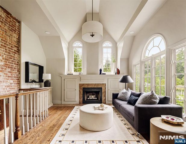 773 W Saddle River Road, Ho-ho-kus, NJ 07423