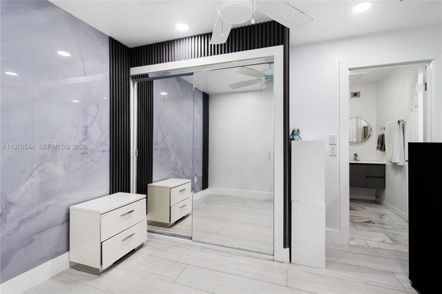 1140 N Douglas Rd, Pembroke Pines, FL 33024