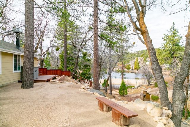 33303 Lake View Drive, Arrowbear, CA 92382