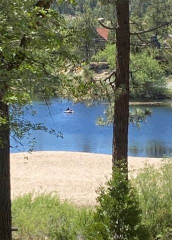 33303 Lake View Drive, Arrowbear, CA 92382