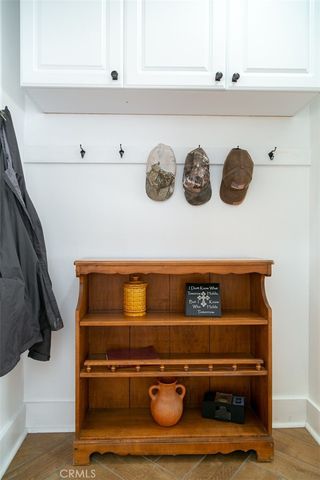 33303 Lake View Drive, Arrowbear, CA 92382