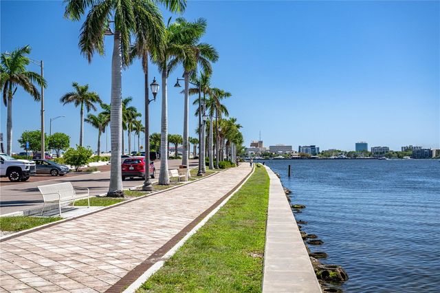 606 19TH AVENUE W, Palmetto, FL 34221