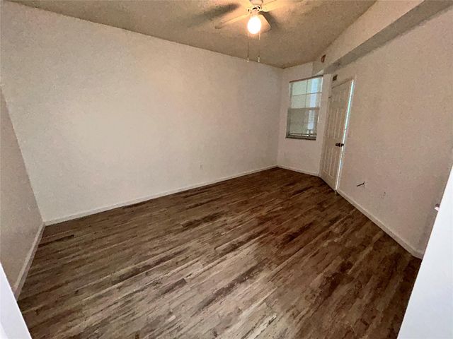 533 NE 3rd Avenue 211, Fort Lauderdale, FL 33301