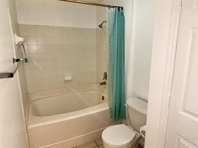 533 NE 3rd Avenue 211, Fort Lauderdale, FL 33301