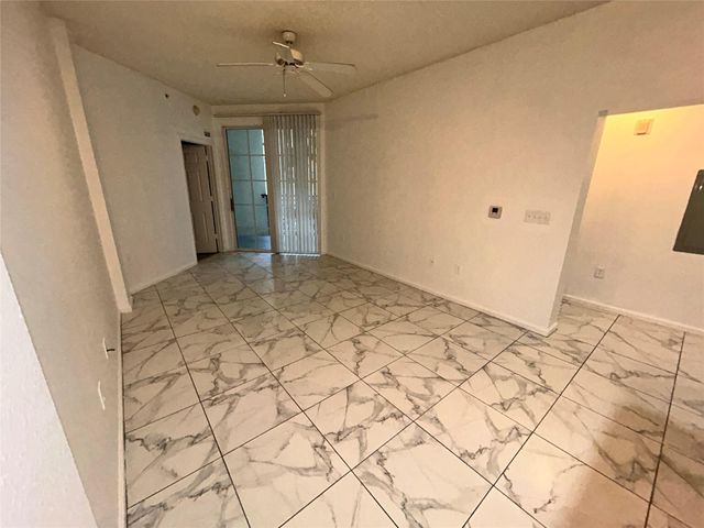 533 NE 3rd Avenue 211, Fort Lauderdale, FL 33301
