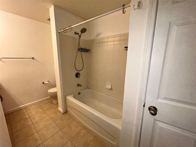 533 NE 3rd Avenue 211, Fort Lauderdale, FL 33301