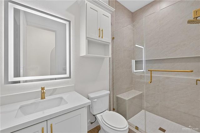 8027 N 49th Lane, Mcallen, TX 78504