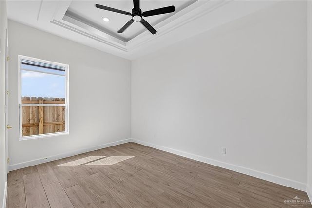8027 N 49th Lane, Mcallen, TX 78504