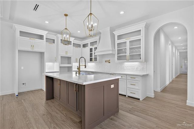 8027 N 49th Lane, Mcallen, TX 78504