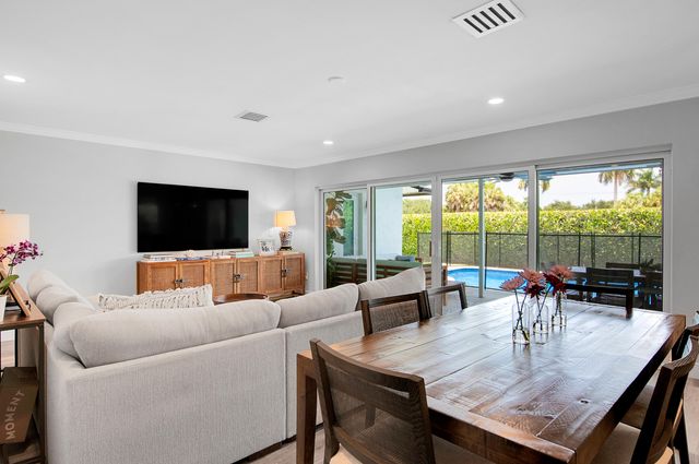 23313 Lago Mar Circle, Boca Raton, FL 33433