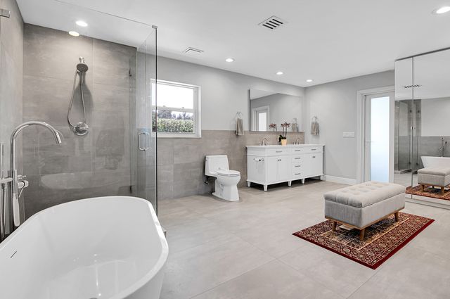 23313 Lago Mar Circle, Boca Raton, FL 33433