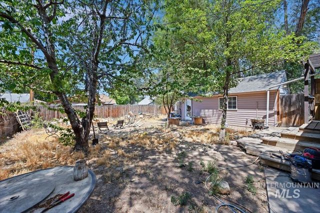 267 Pierce St, Twin Falls, ID 83301