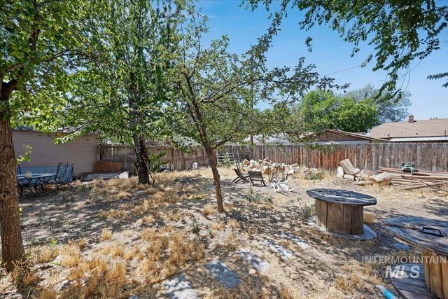 267 Pierce St, Twin Falls, ID 83301