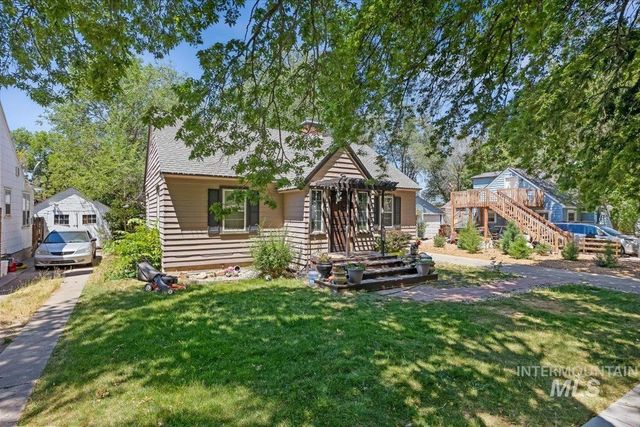 267 Pierce St, Twin Falls, ID 83301