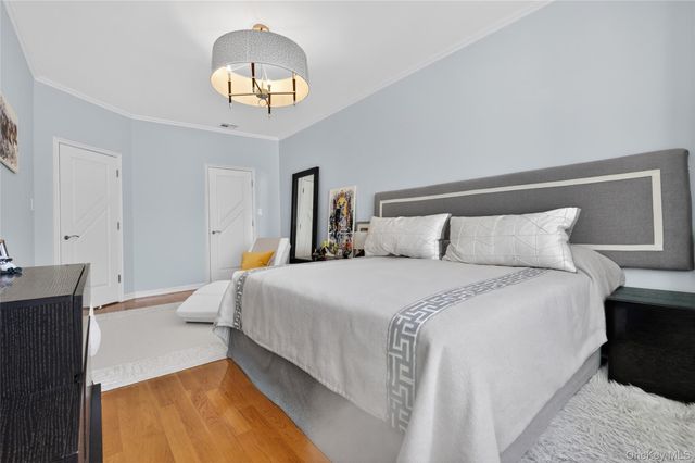 166 Pembroke Street, Brooklyn, NY 11235