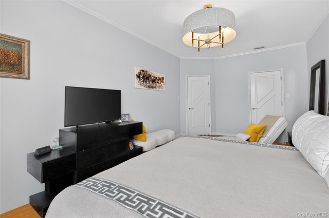 166 Pembroke Street, Brooklyn, NY 11235