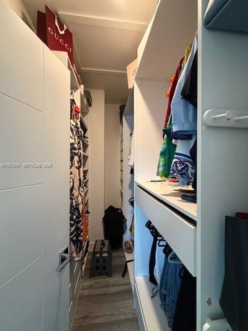 4396 NW 9th St, Plantation, FL 33317