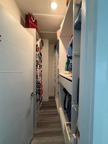 4396 NW 9th St, Plantation, FL 33317