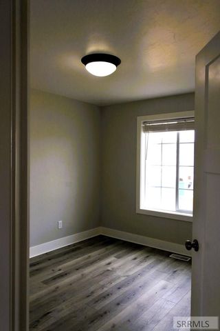 3953 N Ventura Avenue, Idaho Falls, ID 83401