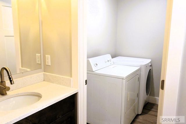 3953 N Ventura Avenue, Idaho Falls, ID 83401