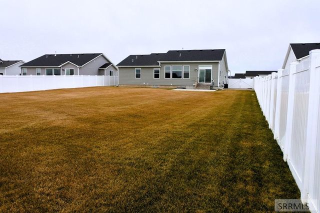 3953 N Ventura Avenue, Idaho Falls, ID 83401