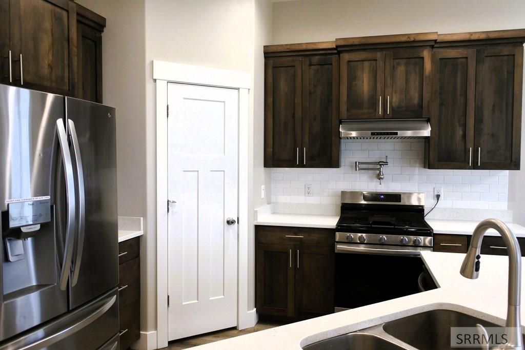 Image 10 of property listing at 3953 N Ventura Avenue, Idaho Falls, ID 83401