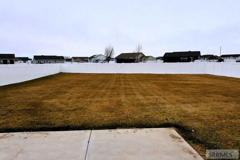 Image 18 of property listing at 3953 N Ventura Avenue, Idaho Falls, ID 83401