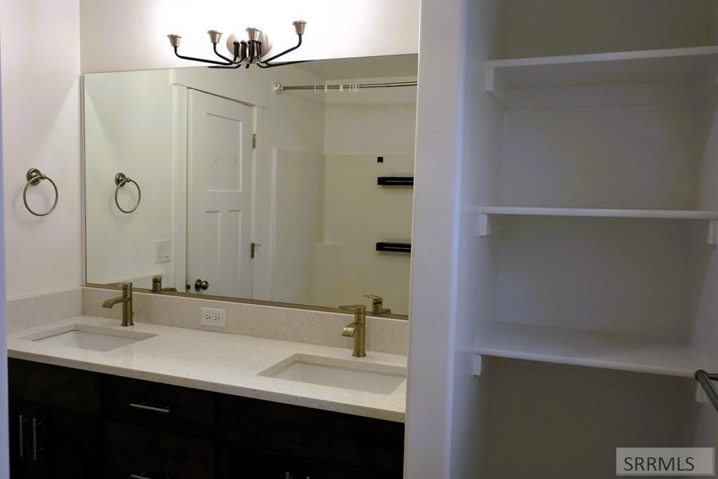 Image 36 of property listing at 3953 N Ventura Avenue, Idaho Falls, ID 83401