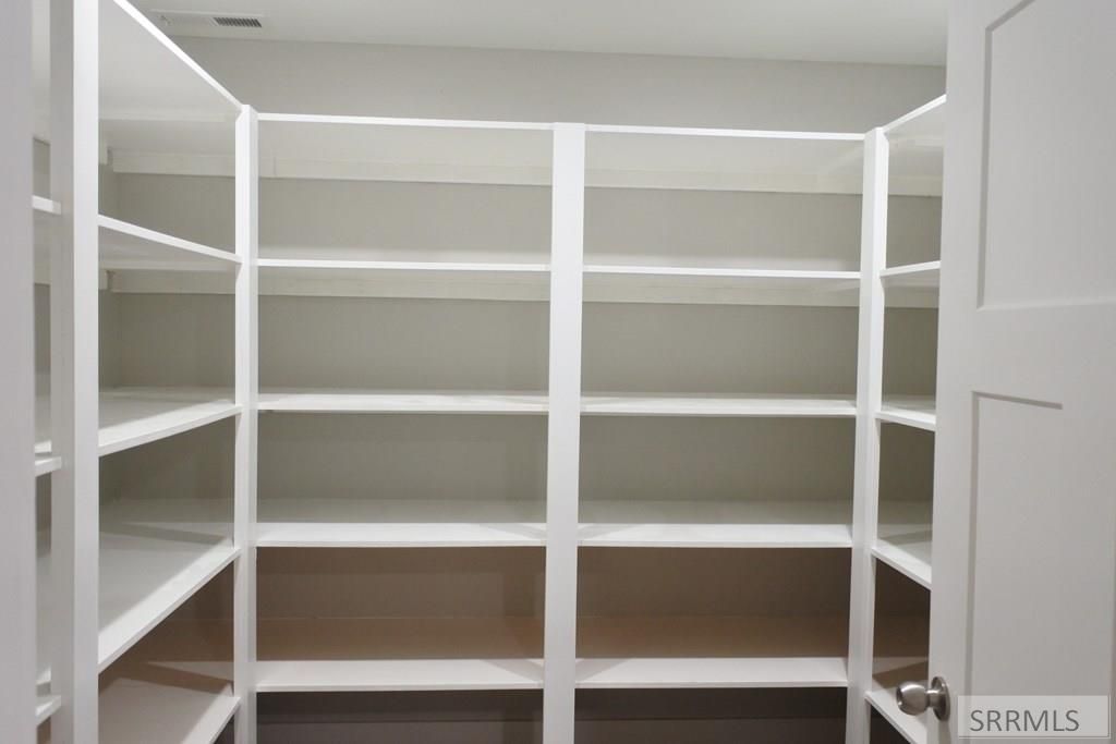 Image 46 of property listing at 3953 N Ventura Avenue, Idaho Falls, ID 83401