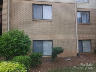 4804 Spring Lake Drive B, Charlotte, NC 28212