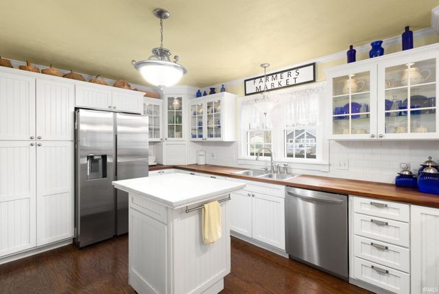 606 Illinois Street, Walkerton, IN 46574