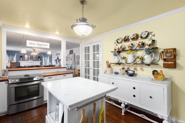 606 Illinois Street, Walkerton, IN 46574