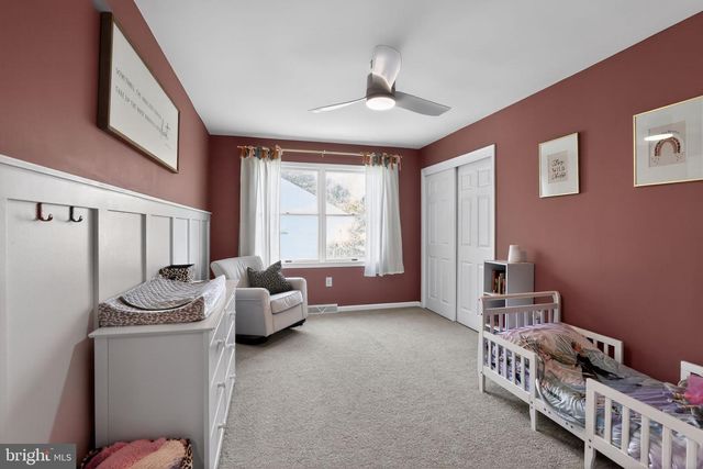 1604 WINCHESTER DR, Blue Bell, PA 19422