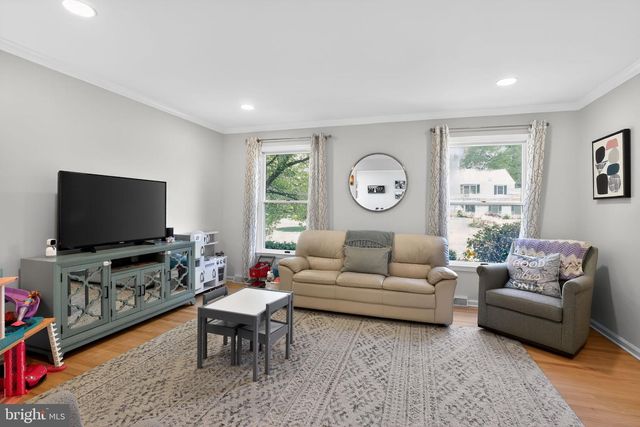 1604 WINCHESTER DR, Blue Bell, PA 19422